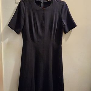 Casual dress, short sleeves, round neck, circle styled hem, stretch, PRE-OWNED